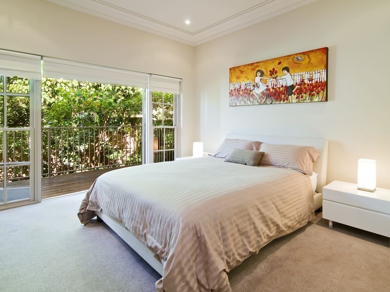 18 Cammaray Road, Castle Cove NSW 2069