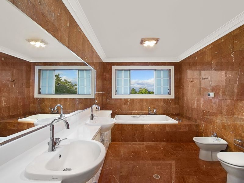 95 Warrane Road, Willoughby NSW 2068