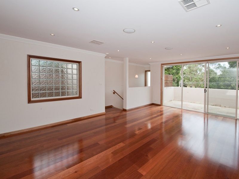 27 a Walter Street, Willoughby NSW 2068