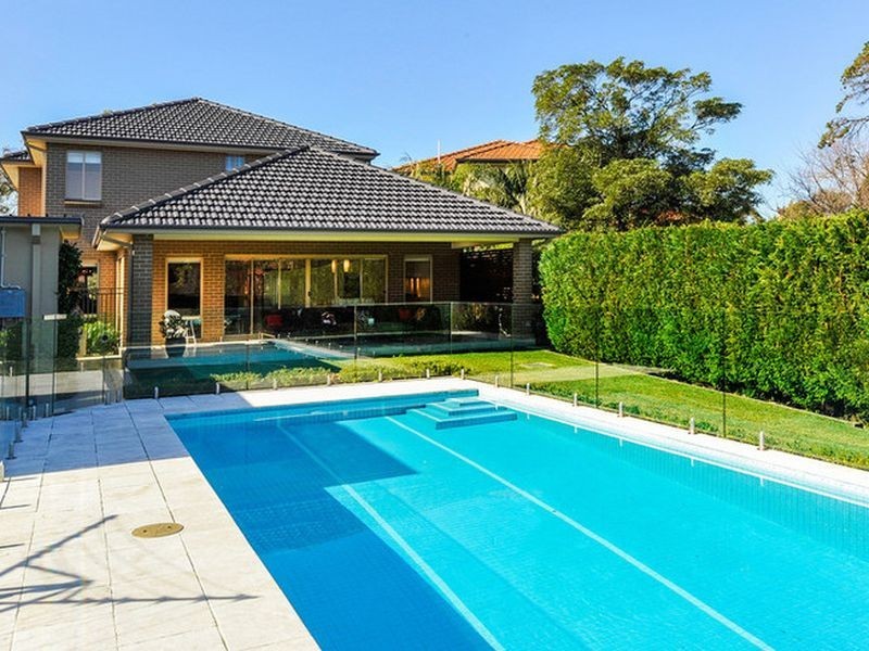 10 Covelee, Castle Cove NSW 2069