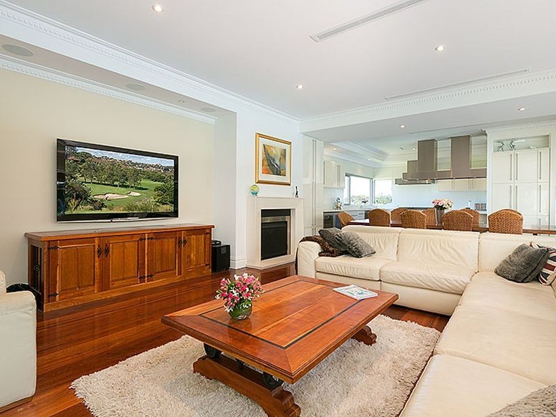 260 Edinburgh Road, Castlecrag NSW 2068