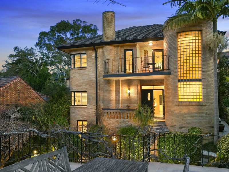 25 Amarna Parade, Roseville NSW 2069