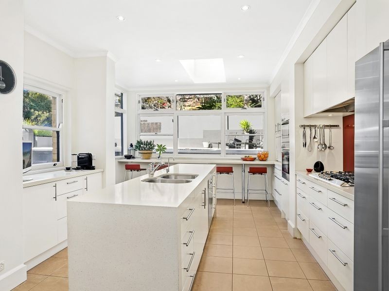 25 Amarna Parade, Roseville NSW 2069