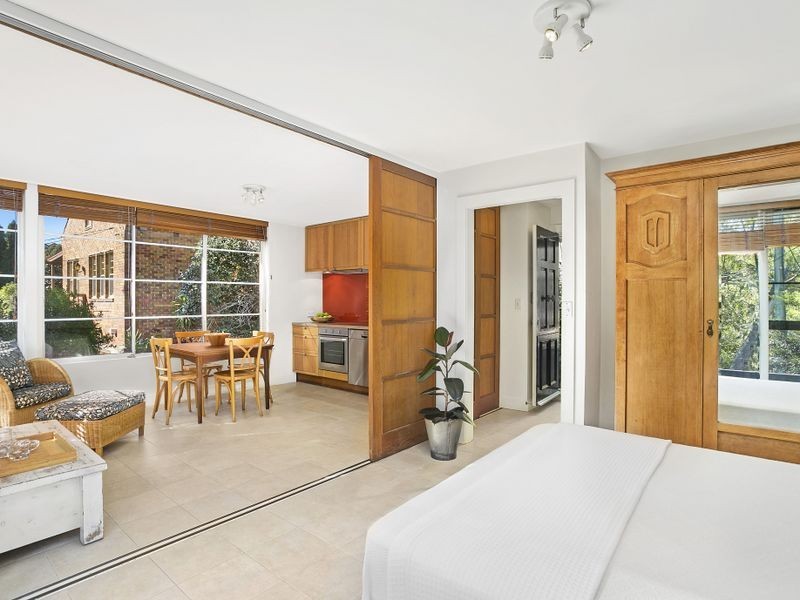 25 Amarna Parade, Roseville NSW 2069