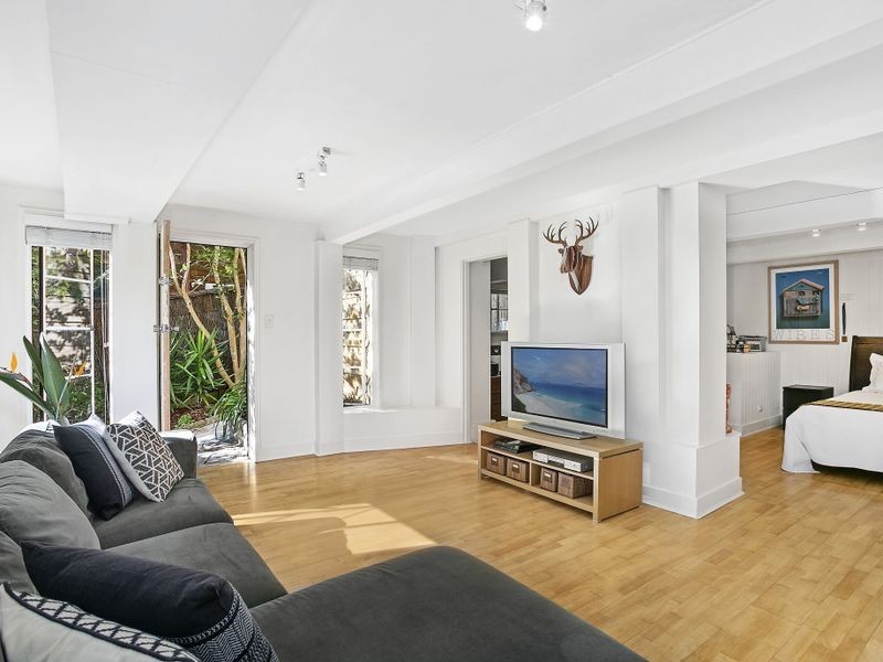 25 Amarna Parade, Roseville NSW 2069