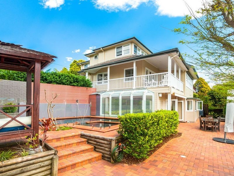 1 Rosebridge Avenue, Castle Cove NSW 2069