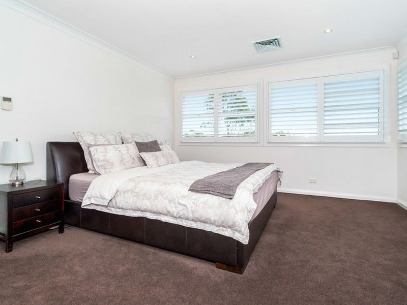 1 Rosebridge Avenue, Castle Cove NSW 2069