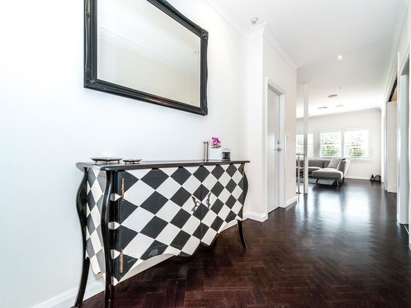 1 Rosebridge Avenue, Castle Cove NSW 2069