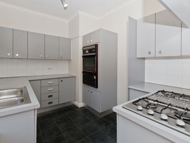 6B The Battlement, Castlecrag NSW 2068