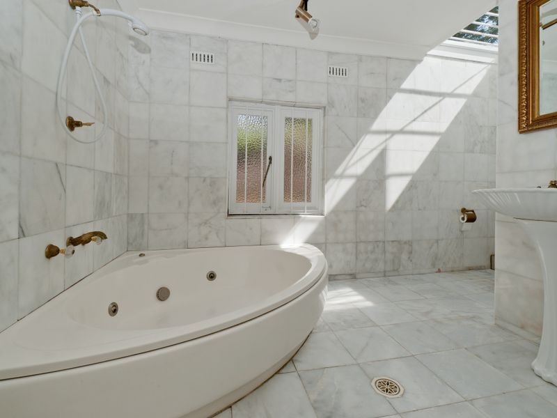 6B The Battlement, Castlecrag NSW 2068