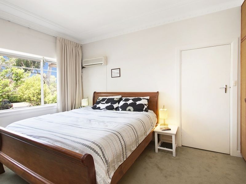 15 The Parapet, Castlecrag NSW 2068