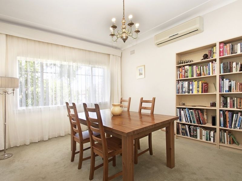 15 The Parapet, Castlecrag NSW 2068