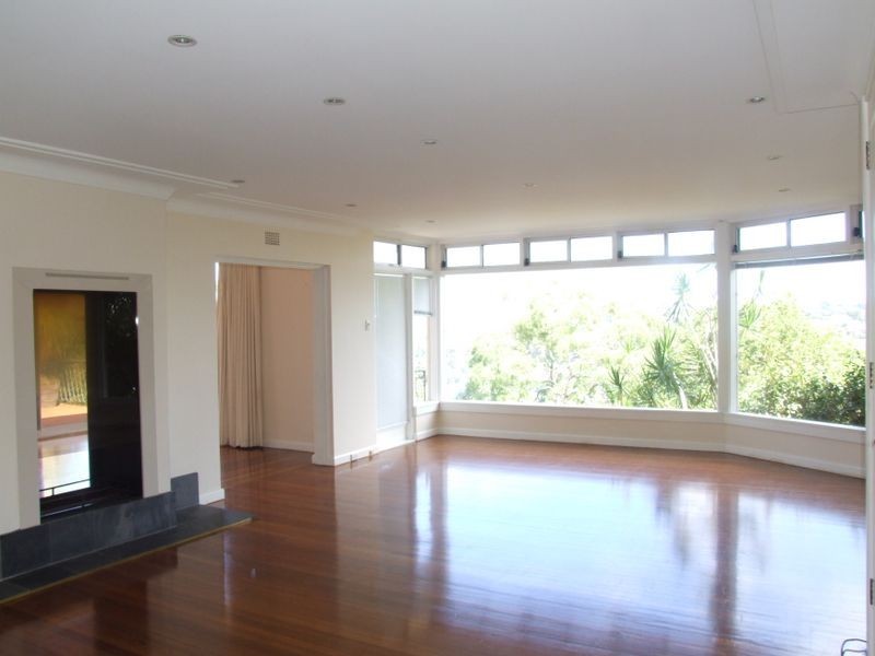 216 Edinburgh Road, Castlecrag NSW 2068