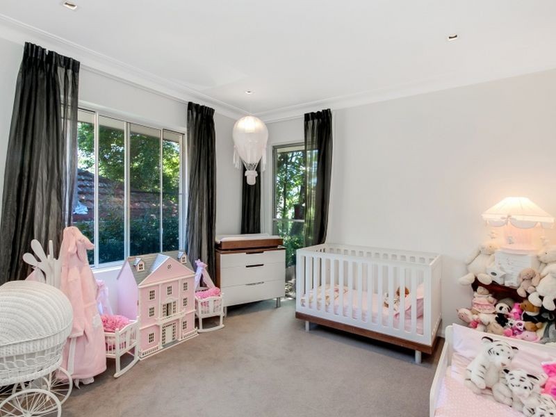 2 Glenroy Avenue, Middle Cove NSW 2068