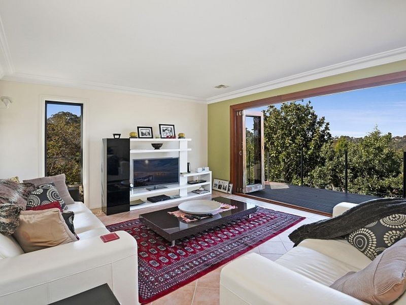 9 Korinya, Castle Cove NSW 2069