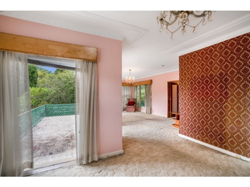 275 Eastern Valley Way, Middle Cove NSW 2068