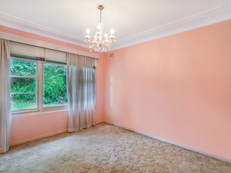 275 Eastern Valley Way, Middle Cove NSW 2068