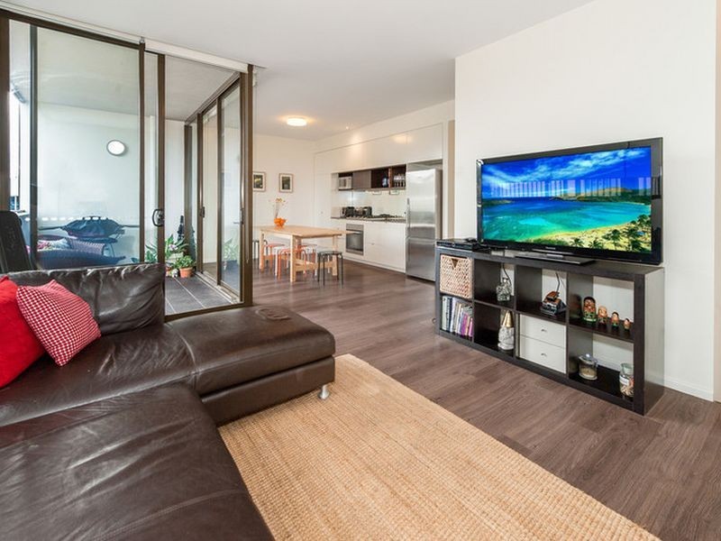 Unit 202/2 Victoria Park Parade, Zetland NSW 2017