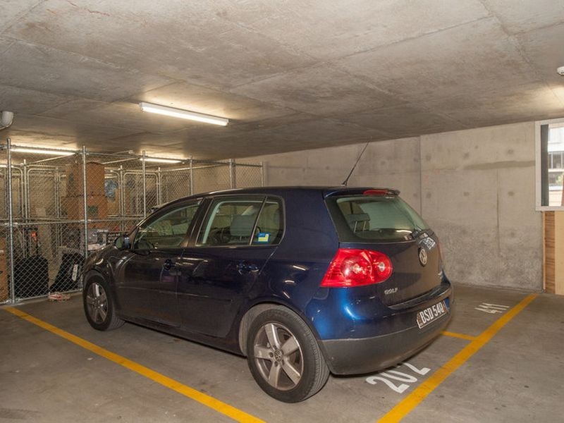 Unit 202/2 Victoria Park Parade, Zetland NSW 2017