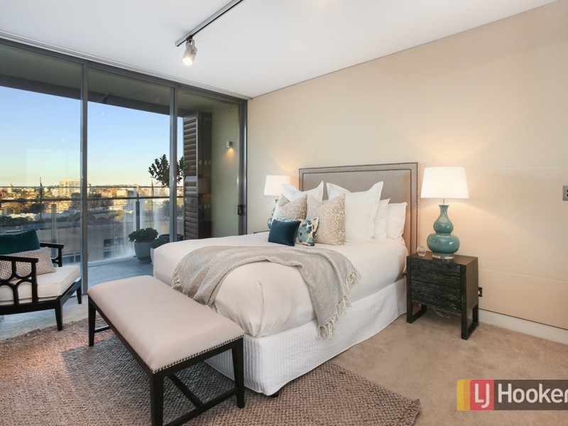 Apartment 1302/185 Macquarie Street, Sydney NSW 2000