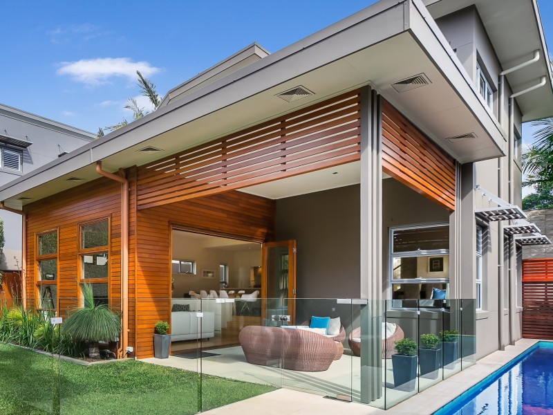 15 Raeburn Avenue, Castlecrag NSW 2068