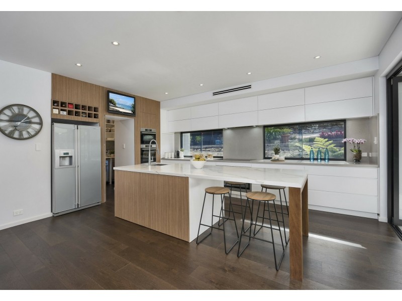 13 Morotai Crescent, Castlecrag NSW 2068