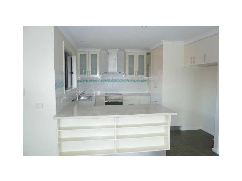 2/644 Oceana Drive, Tranmere TAS 7018