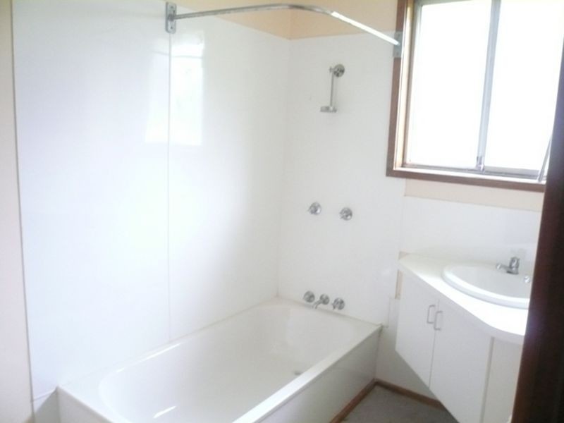 8 Dyer Place, Clarendon Vale TAS 7019