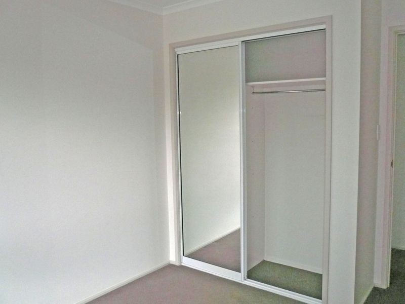 2/2 Wassell Place, Lindisfarne TAS 7015