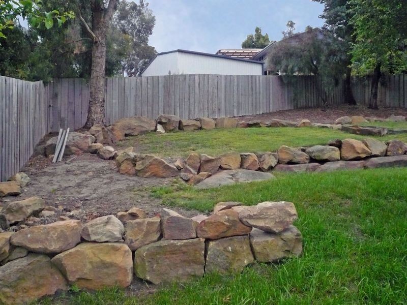 2/2 Wassell Place, Lindisfarne TAS 7015
