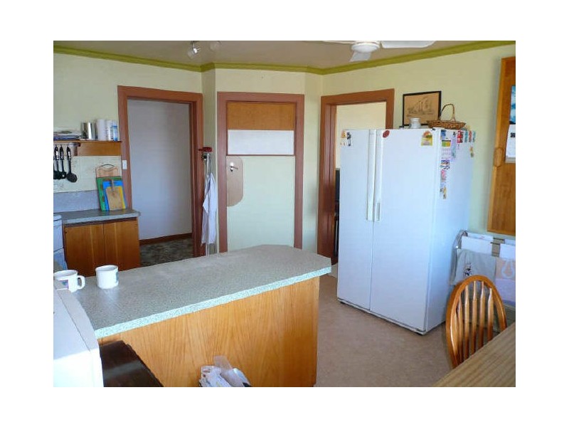 33 First Avenue, Midway Point TAS 7171