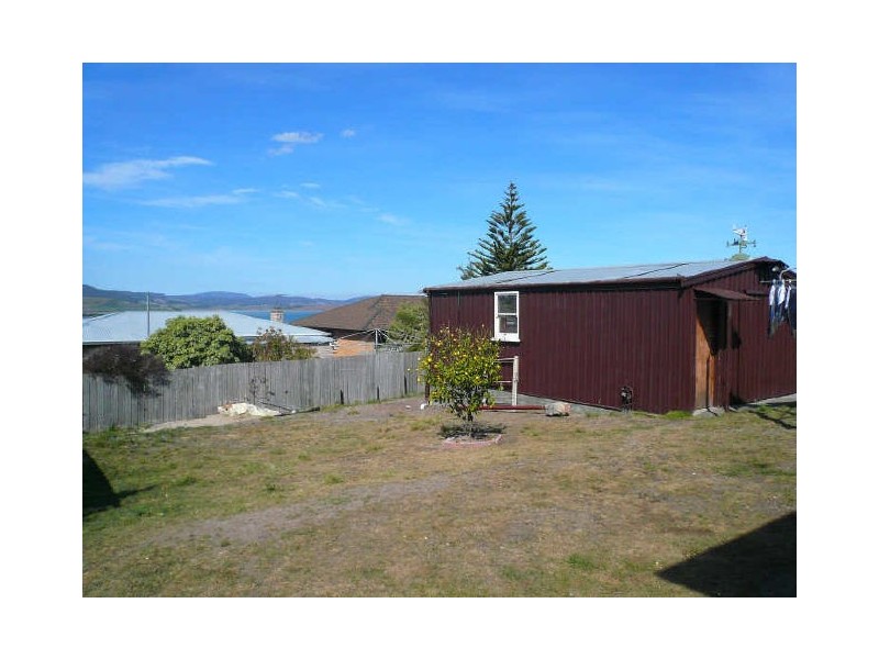 33 First Avenue, Midway Point TAS 7171