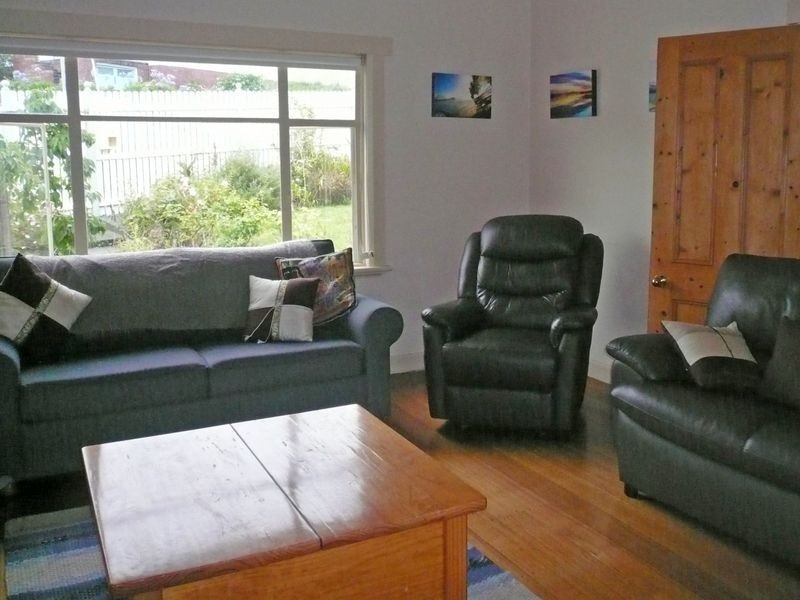 154 Gordons Hill Road, Lindisfarne TAS 7015