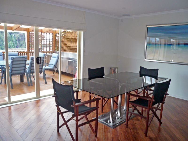 56 Cornwall Street, Rose Bay TAS 7015