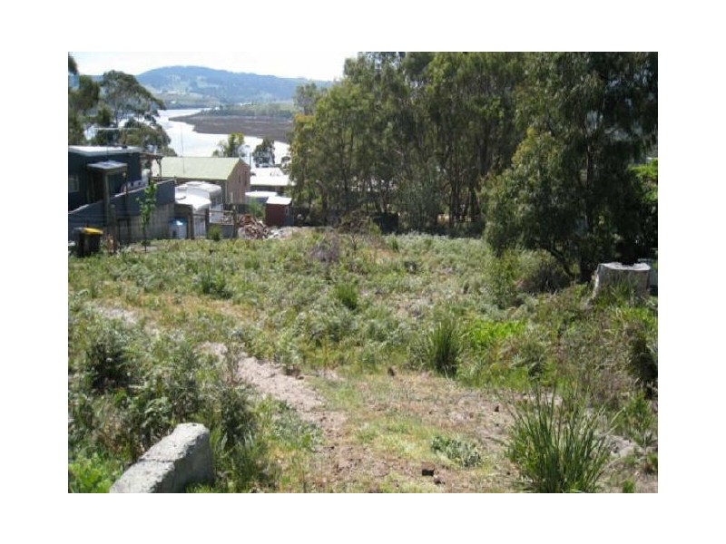 11 Falcon Street, Primrose Sands TAS 7173