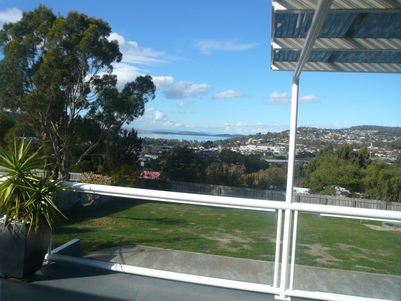 13 Foley Road, Kingston TAS 7050