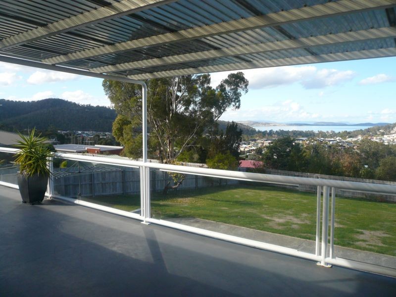 13 Foley Road, Kingston TAS 7050