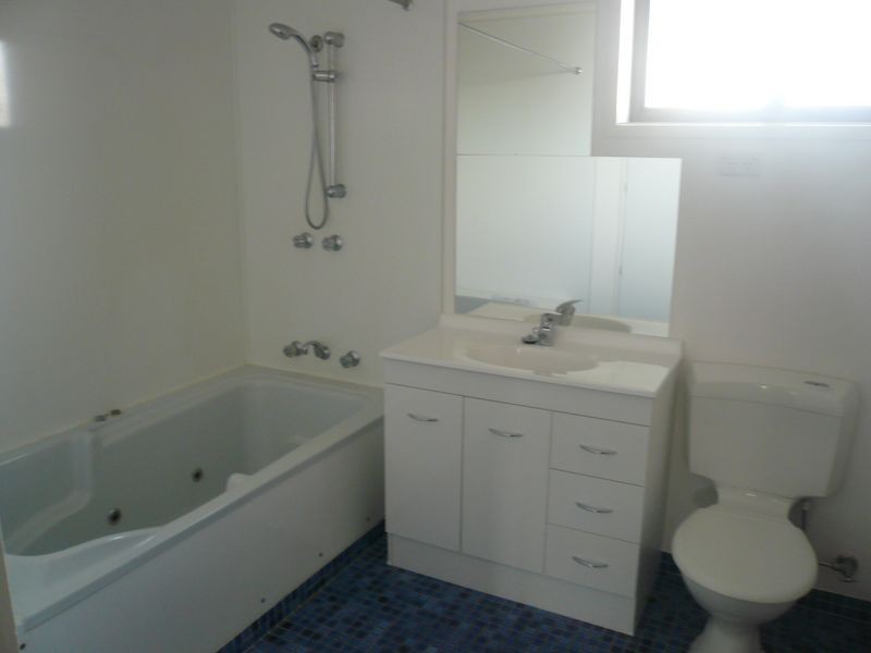 13 Foley Road, Kingston TAS 7050