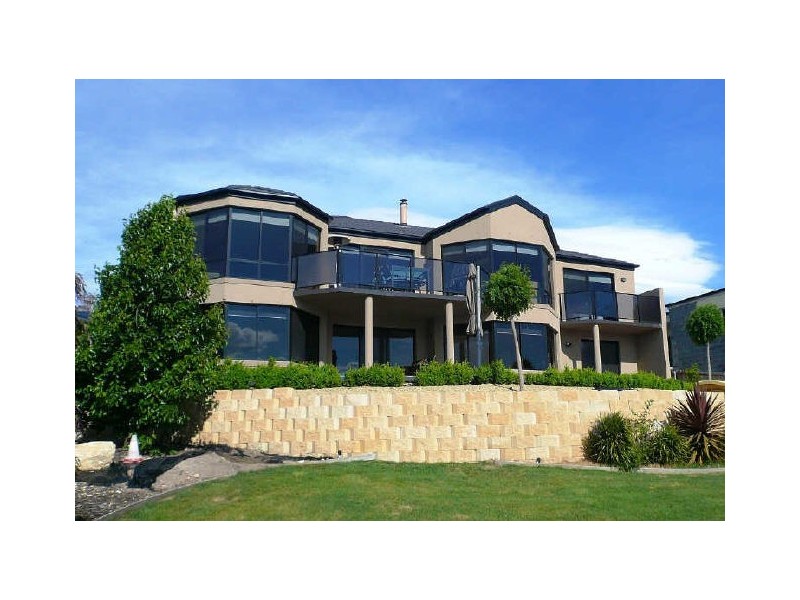 655 Oceana Drive, Tranmere TAS 7018