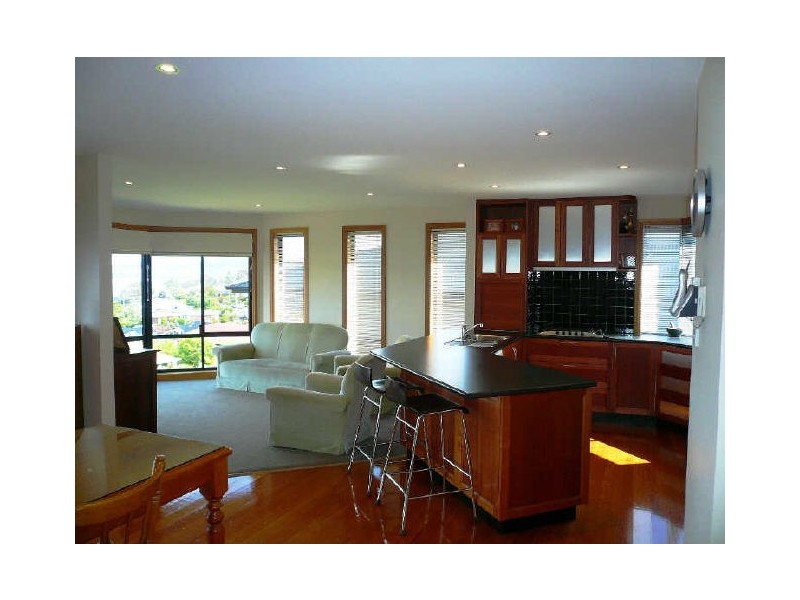 655 Oceana Drive, Tranmere TAS 7018