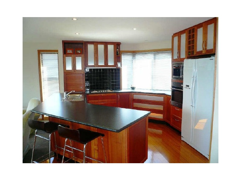 655 Oceana Drive, Tranmere TAS 7018