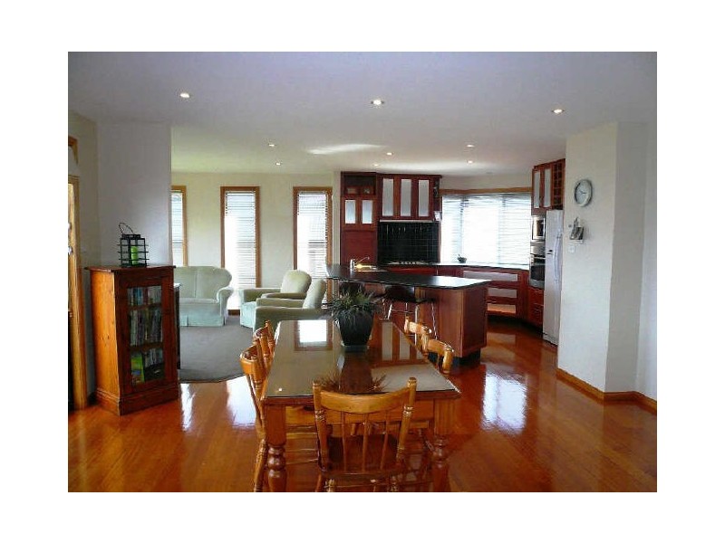 655 Oceana Drive, Tranmere TAS 7018