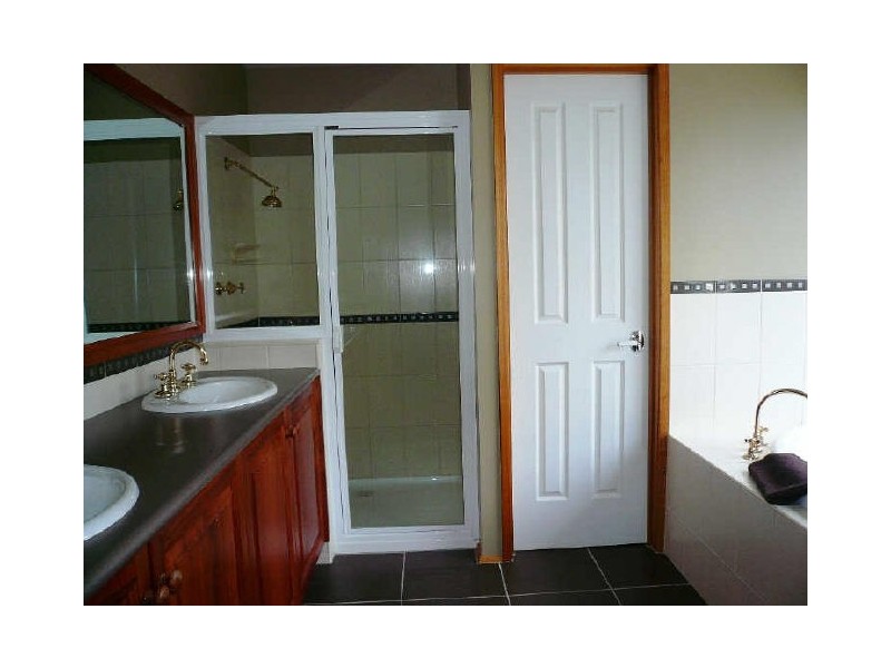 655 Oceana Drive, Tranmere TAS 7018