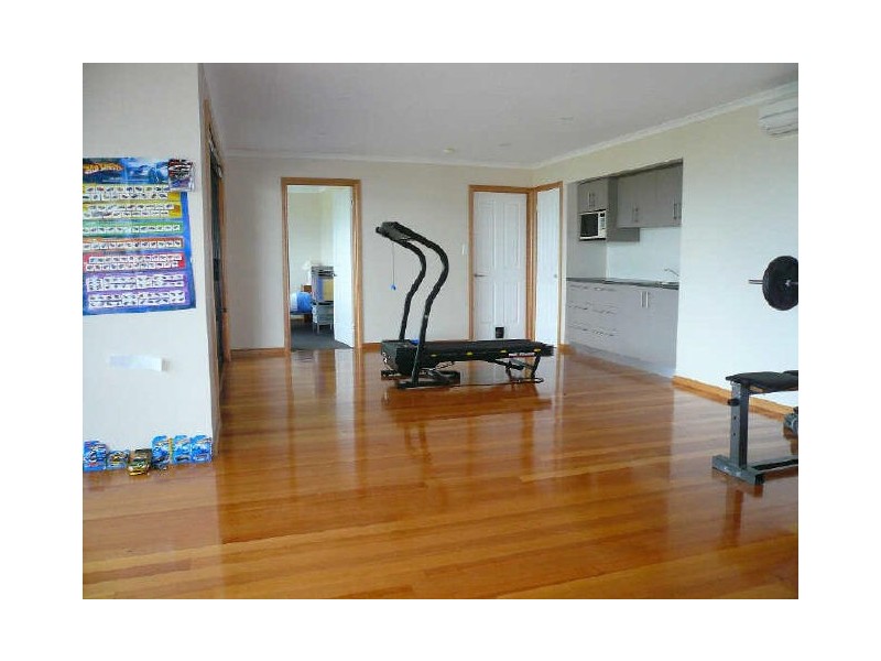 655 Oceana Drive, Tranmere TAS 7018
