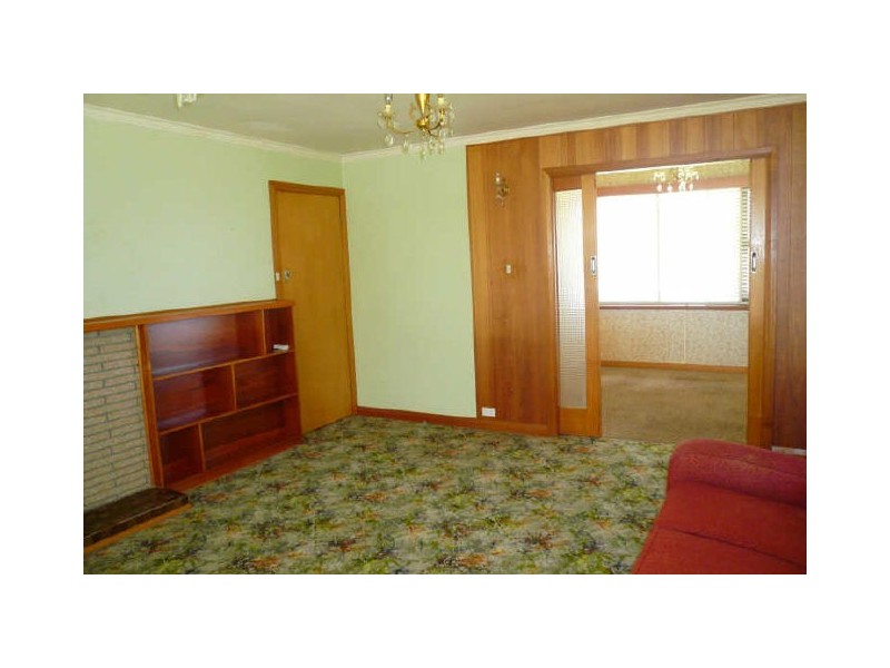 8 Sirius Street, Howrah TAS 7018