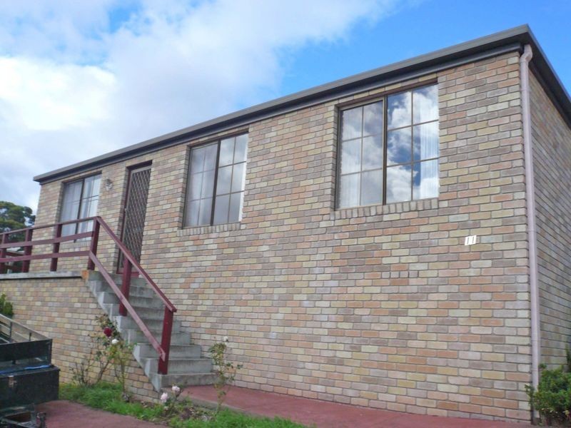 11/219 Cambridge Road, Mornington TAS 7018