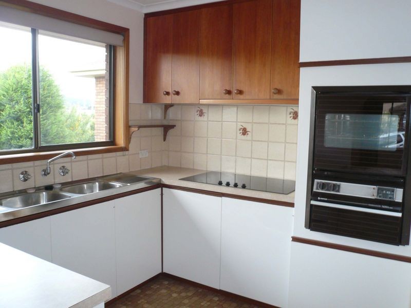 2/2A Crown Street, Bellerive TAS 7018