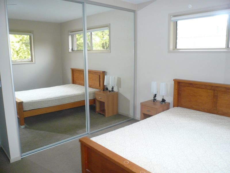2/19 La Perouse Street, Warrane TAS 7018