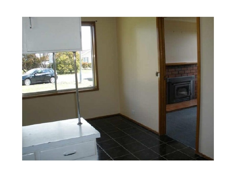 2 Bradman Street, Clarendon Vale TAS 7019