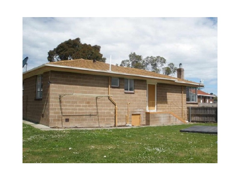 2 Bradman Street, Clarendon Vale TAS 7019